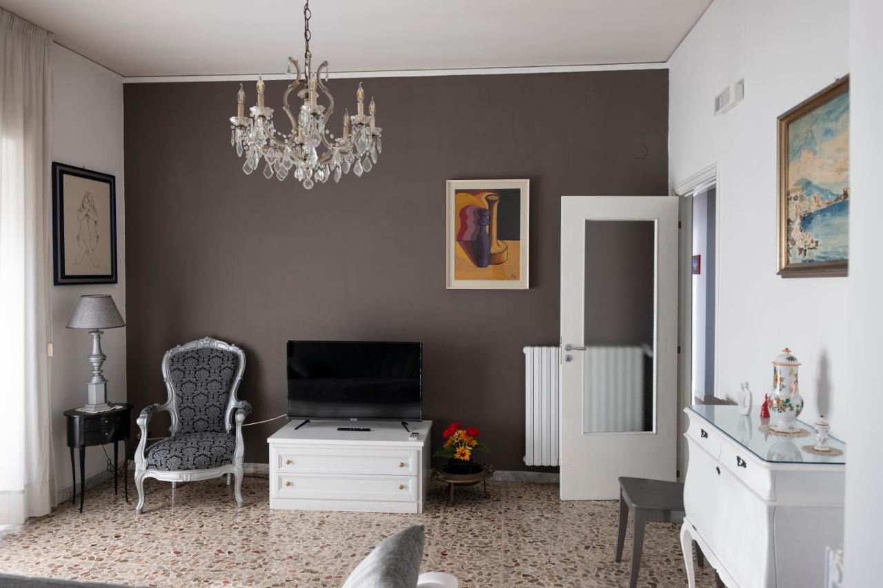Oltremare Salerno Apartment Exterior photo